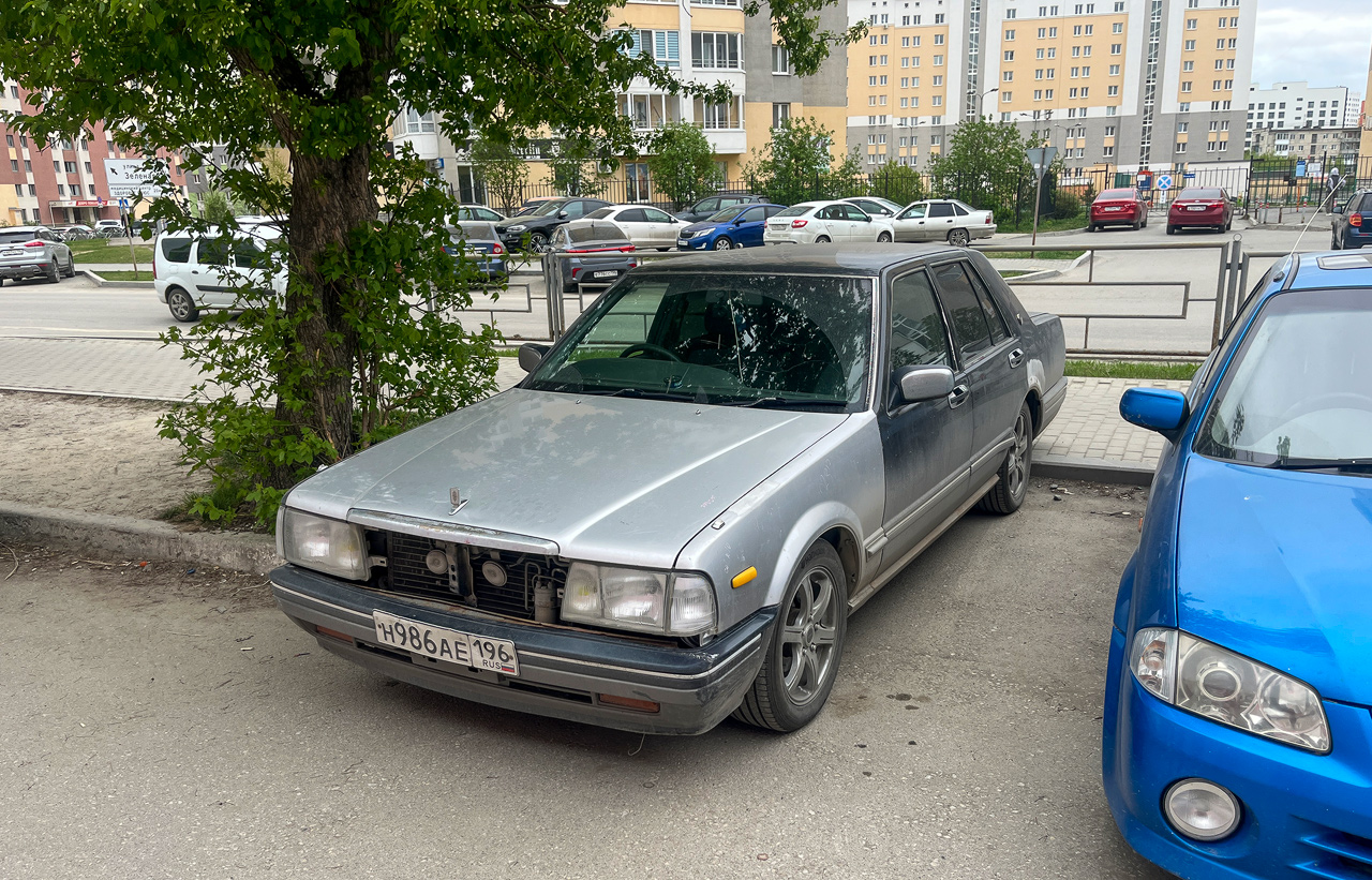 Свердловская область, № Н 986 АЕ 196 — Nissan Cedric (Y31) facelift '91-14