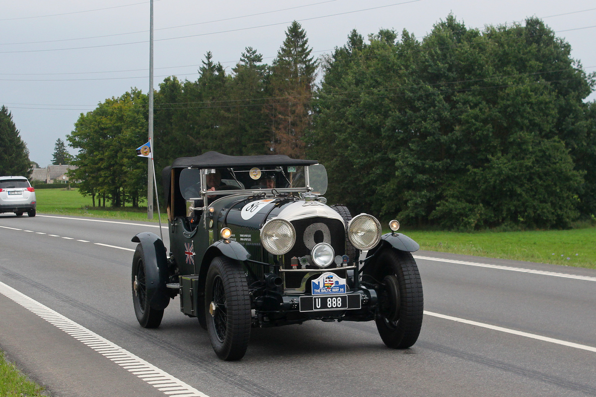Эстония, № U 888 — Bentley (Общая модель); Литва — Baltijos kelias 35