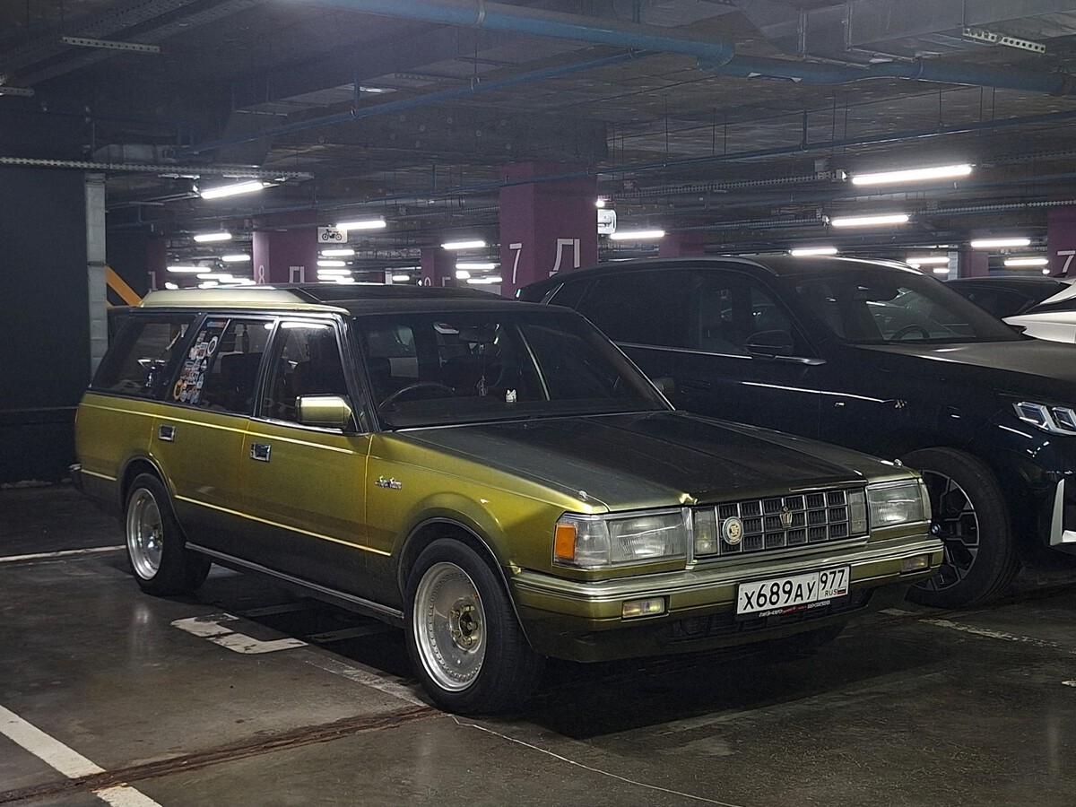 Москва, № Х 689 АУ 977 — Toyota Crown (S120) '83-87