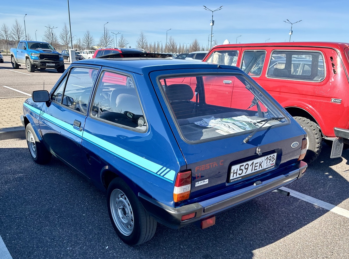 Санкт-Петербург, № Н 591 ЕК 198 — Ford Fiesta MkII '83-89