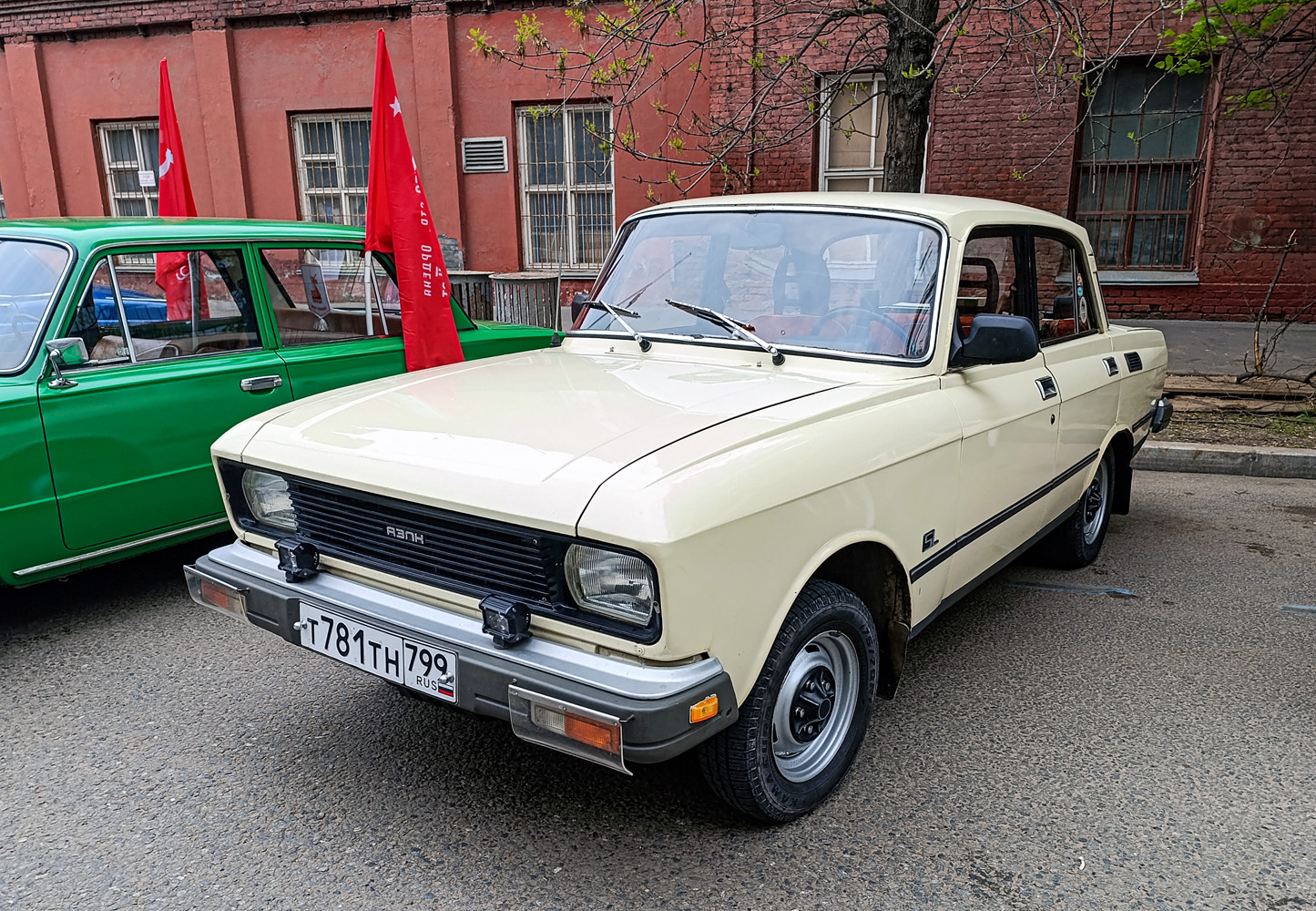 Московская область, № Т 781 ТН 799 — Москвич-2140-117 (2140SL) '80-88; Москва — Круг Победы 2026