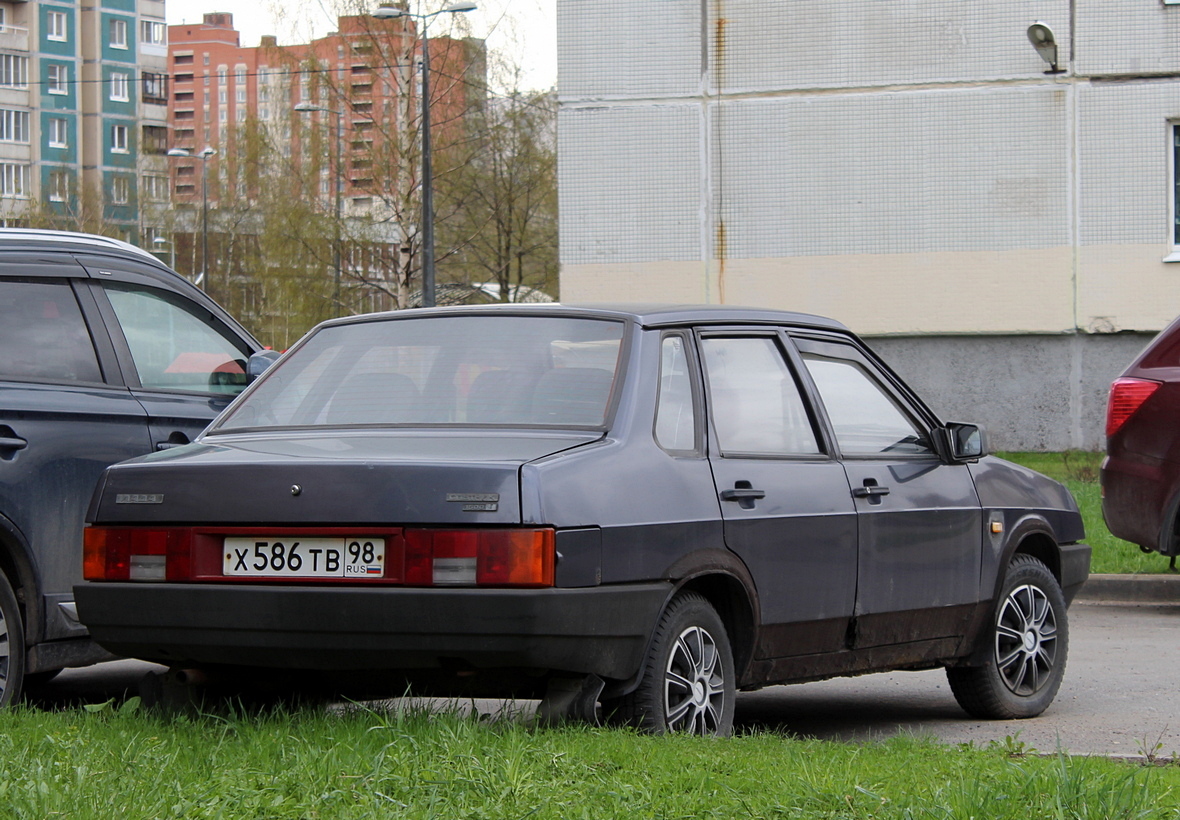 Санкт-Петербург, № Х 586 ТВ 98 — ВАЗ-21099 '90-04