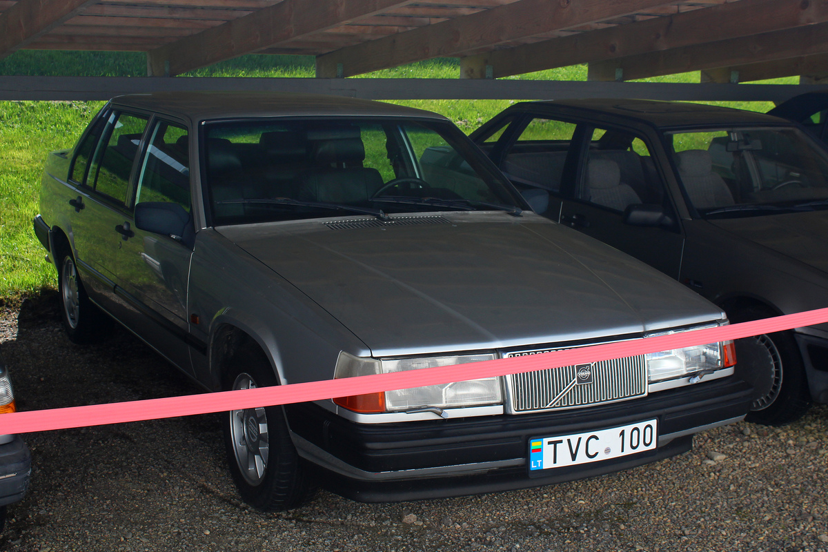 Литва, № TVC 100 — Volvo 940 '90-98