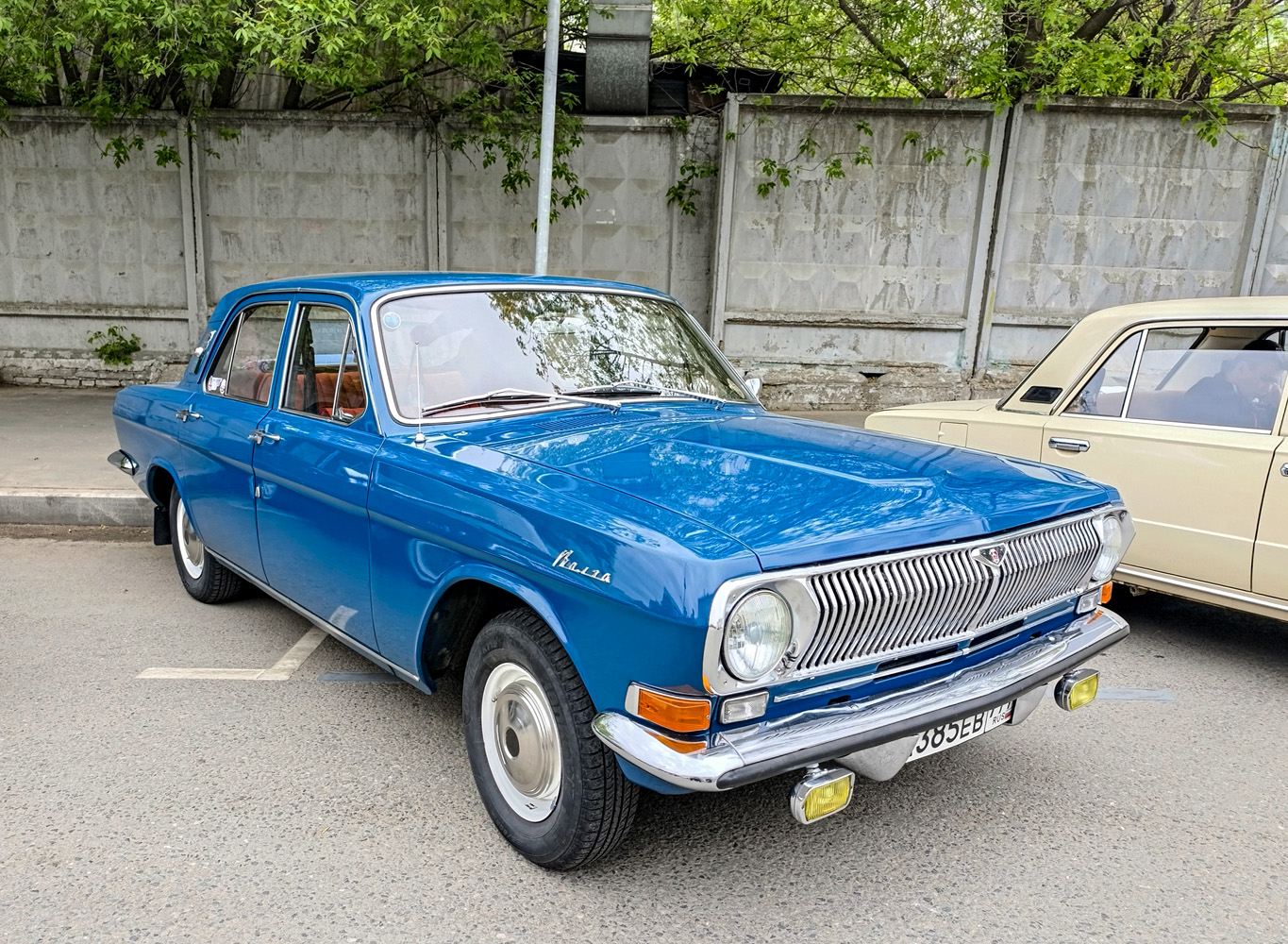 Москва, № А 385 ЕВ 777 — ГАЗ-24 Волга '68-86; Москва — Круг Победы 2026