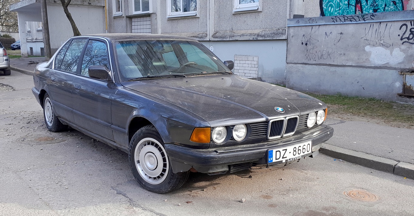 Латвия, № DZ-8660 — BMW 7 Series (E32) '86-94