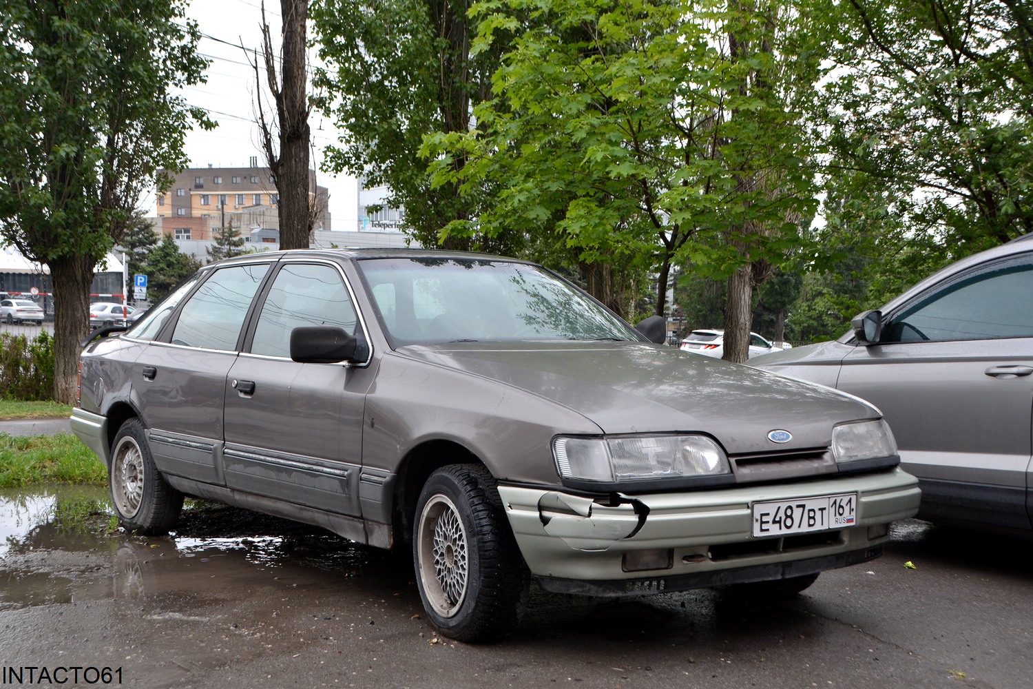 Ростовская область, № Е 487 ВТ 161 — Ford Scorpio (1G) '85-94