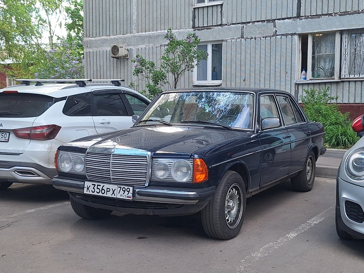 Москва, № К 356 РХ 799 — Mercedes-Benz (W123) '76-86