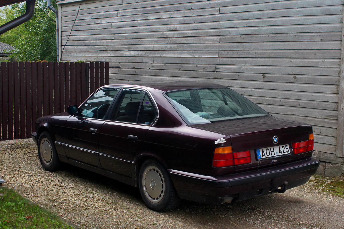 Литва, № AOH 425 — BMW 5 Series (E34) '87-96