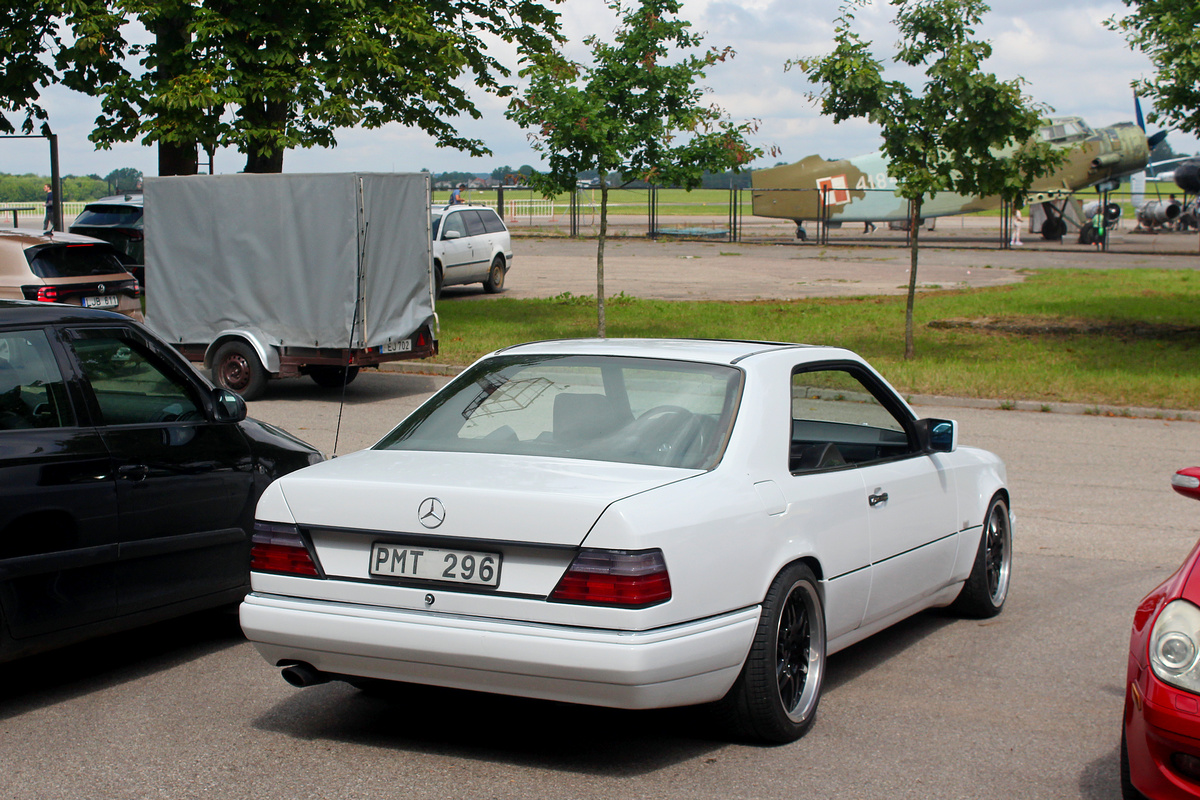Литва, № PMT 296 — Mercedes-Benz (C124) '87-96