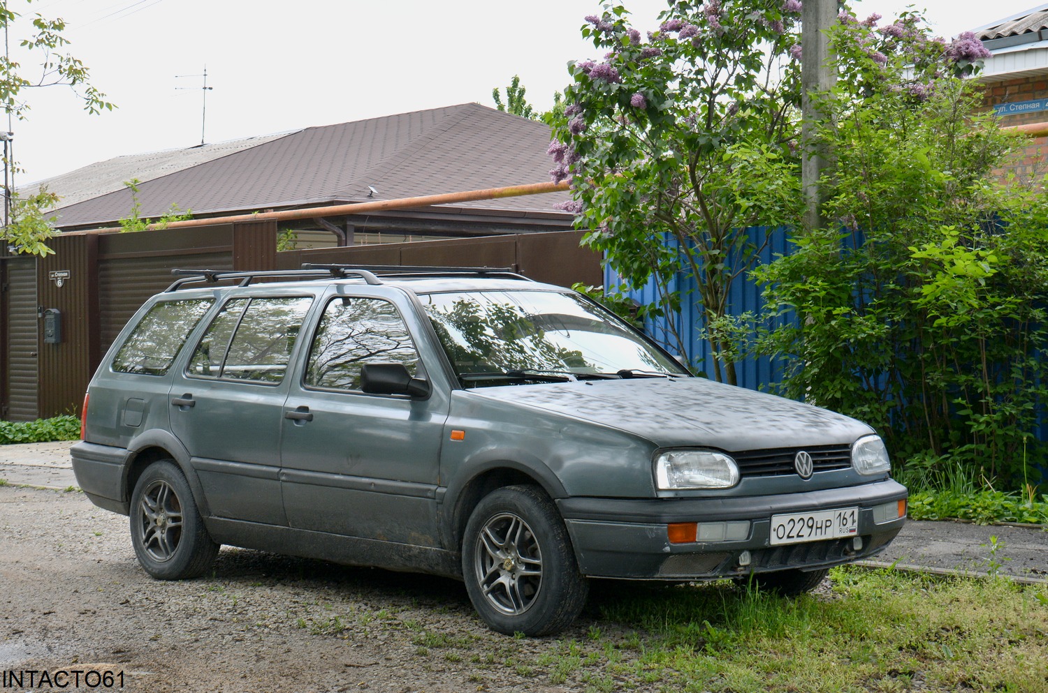 Ростовская область, № О 229 НР 161 — Volkswagen Golf Variant (Typ 1H) '93-99