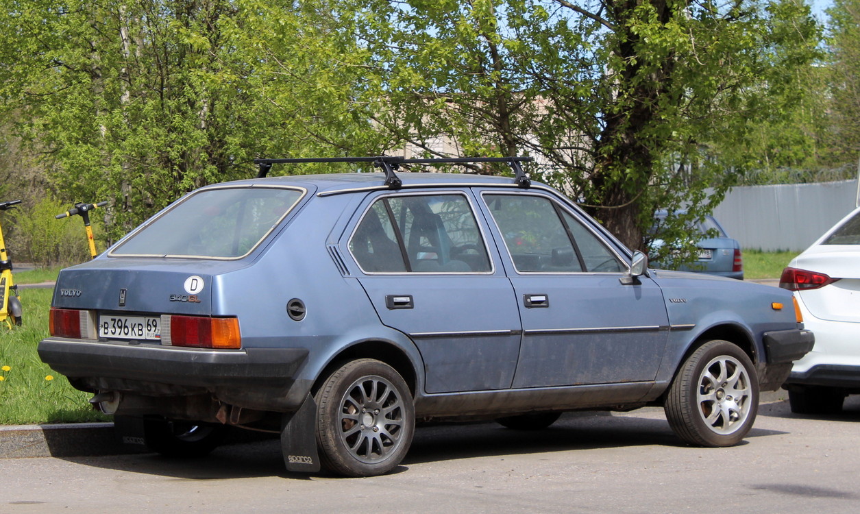 Тверская область, № В 396 КВ 69 — Volvo 300 Series (общая модель)