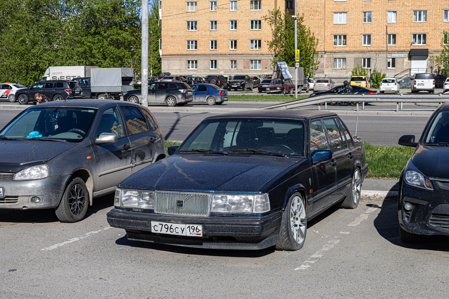 Свердловская область, № С 796 СУ 196 — Volvo 940 '90-98