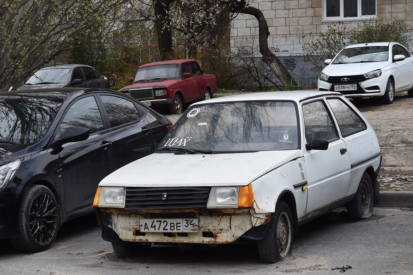 Волгоградская область, № А 472 ВЕ 34 — ЗАЗ-110216 Таврия '90-99