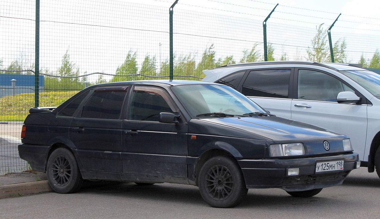 Санкт-Петербург, № У 125 МН 198 — Volkswagen Passat (B3) '88-93