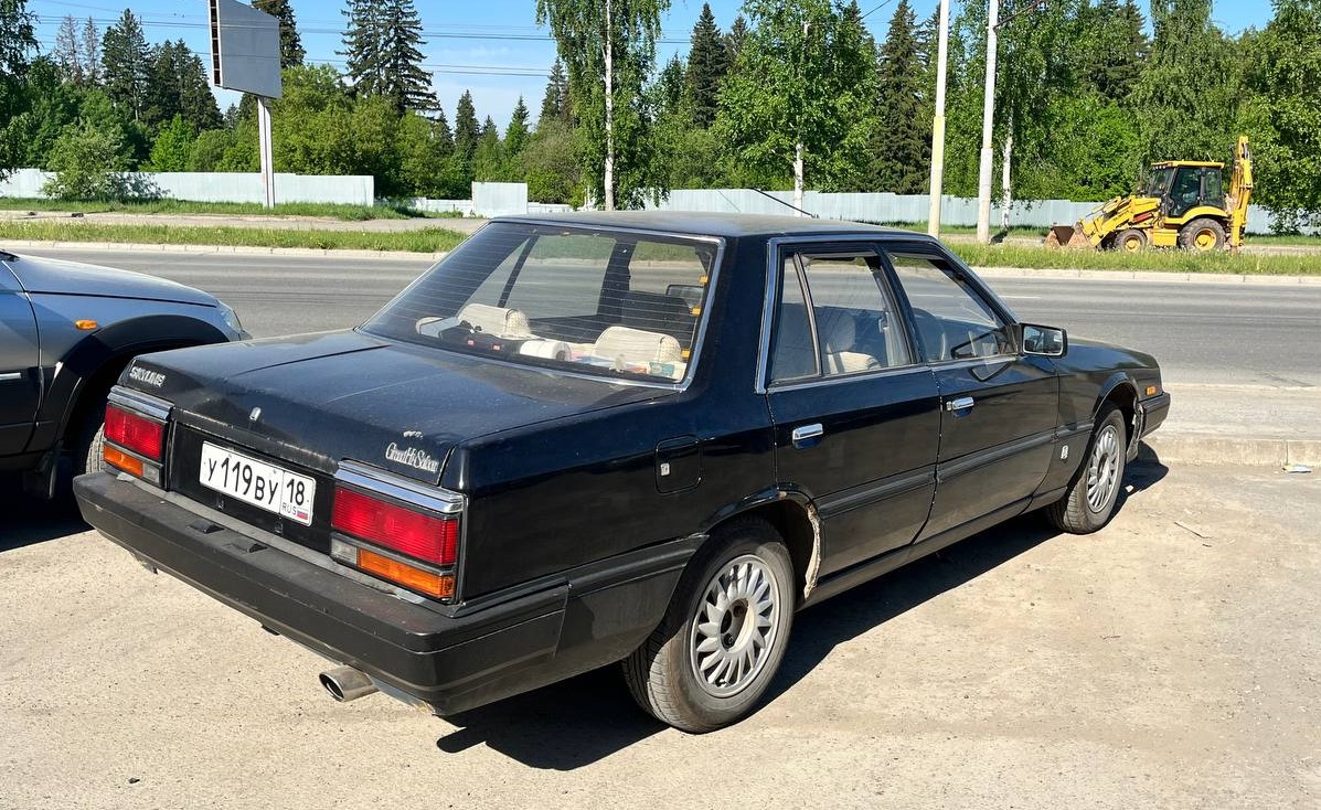 Удмуртия, № У 119 ВУ 18 — Nissan Skyline (R31) '85-89