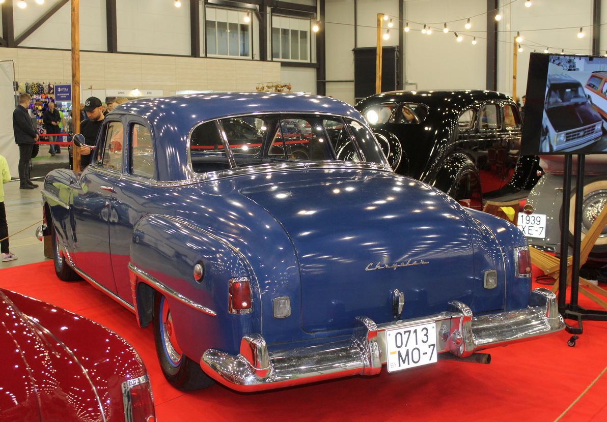 Минск, № 0713 MO-7 — Chrysler (Общая модель); Санкт-Петербург — Олдтаймер-Галерея Ильи Сорокина