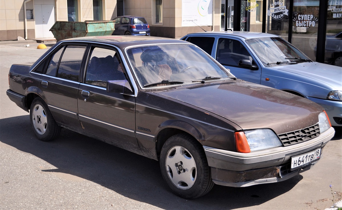 Удмуртия, № Н 641 ТВ 18 — Opel Rekord (E2) '82-86