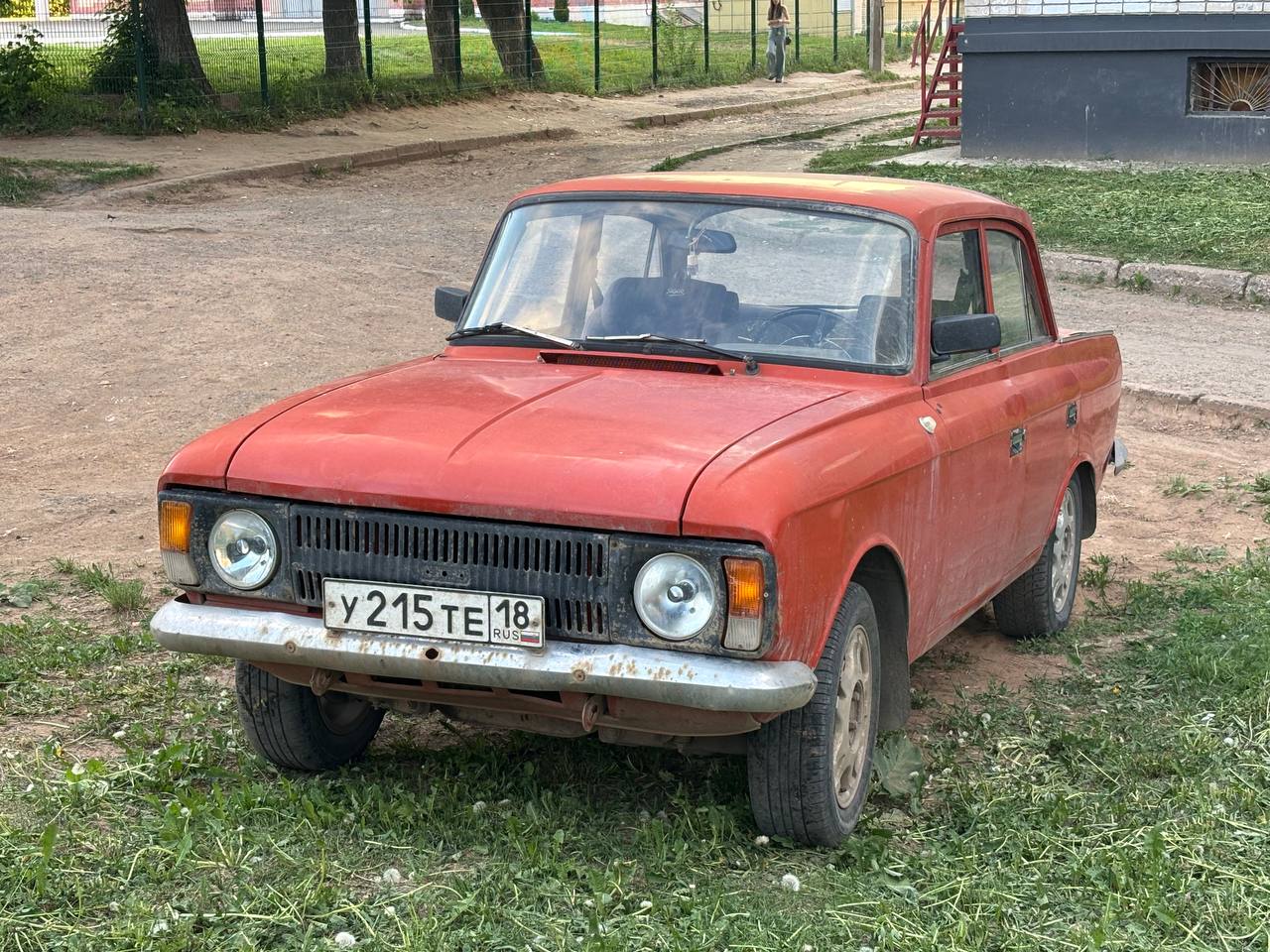 Удмуртия, № У 215 ТЕ 18 — Москвич-412ИЭ-028 (Иж) '82-01