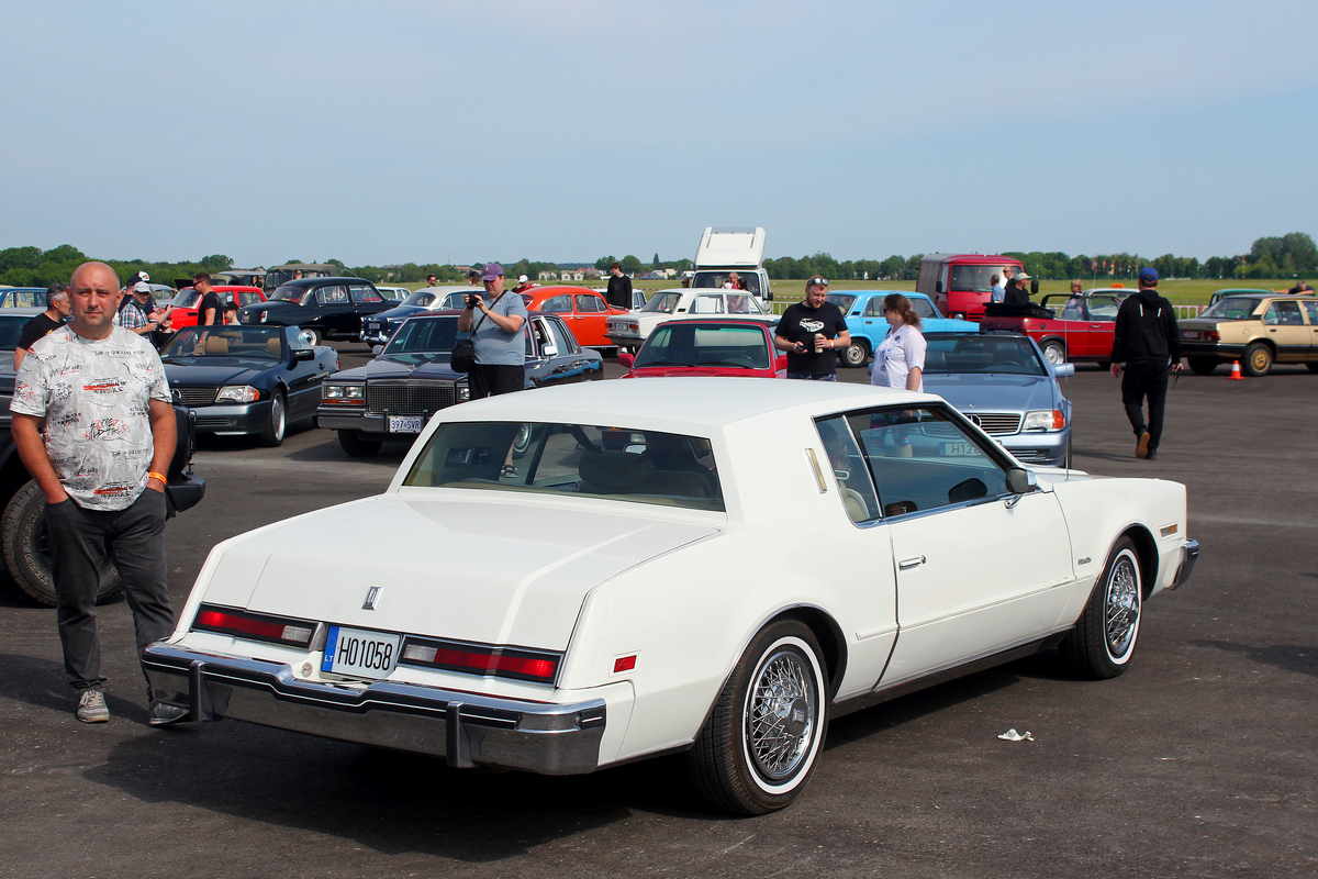 Литва, № H01058 — Oldsmobile Toronado (3G) '79-85; Литва — Retro mugė 2024