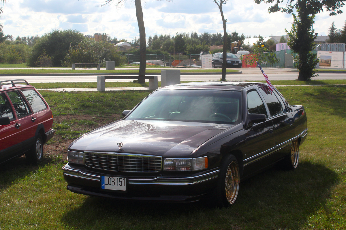 Литва, № LOB 151 — Cadillac DeVille (7G) '94-99; Литва — Šiaulių dienos 789