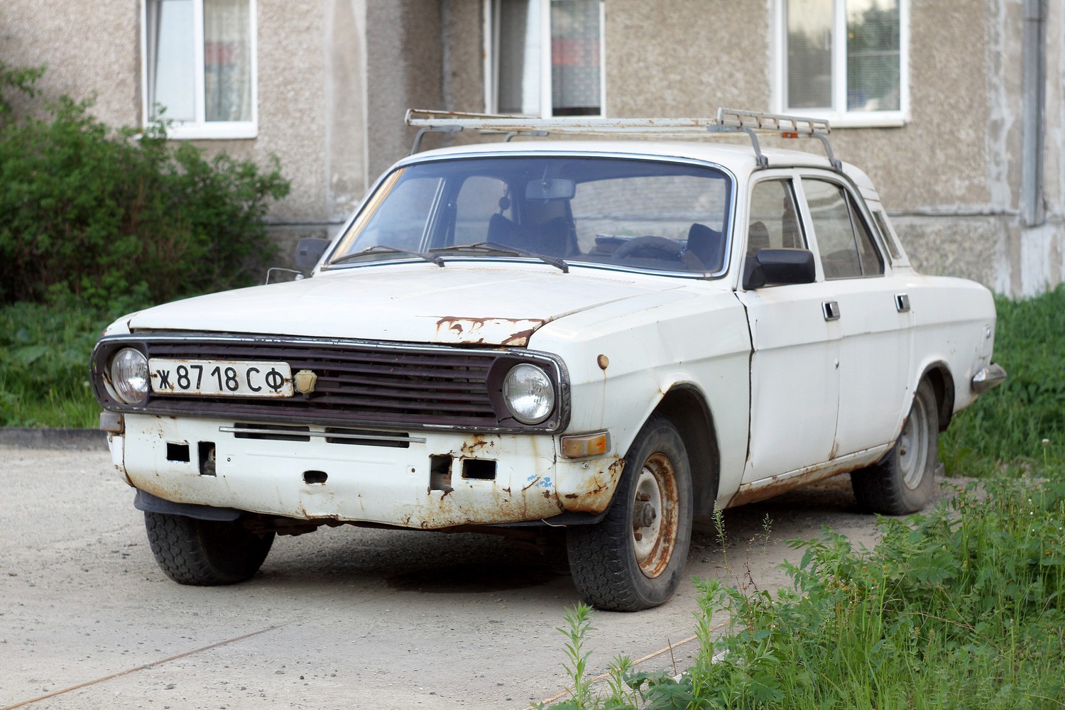 Свердловская область, № Ж 8718 СФ — ГАЗ-24-10 Волга '85-92