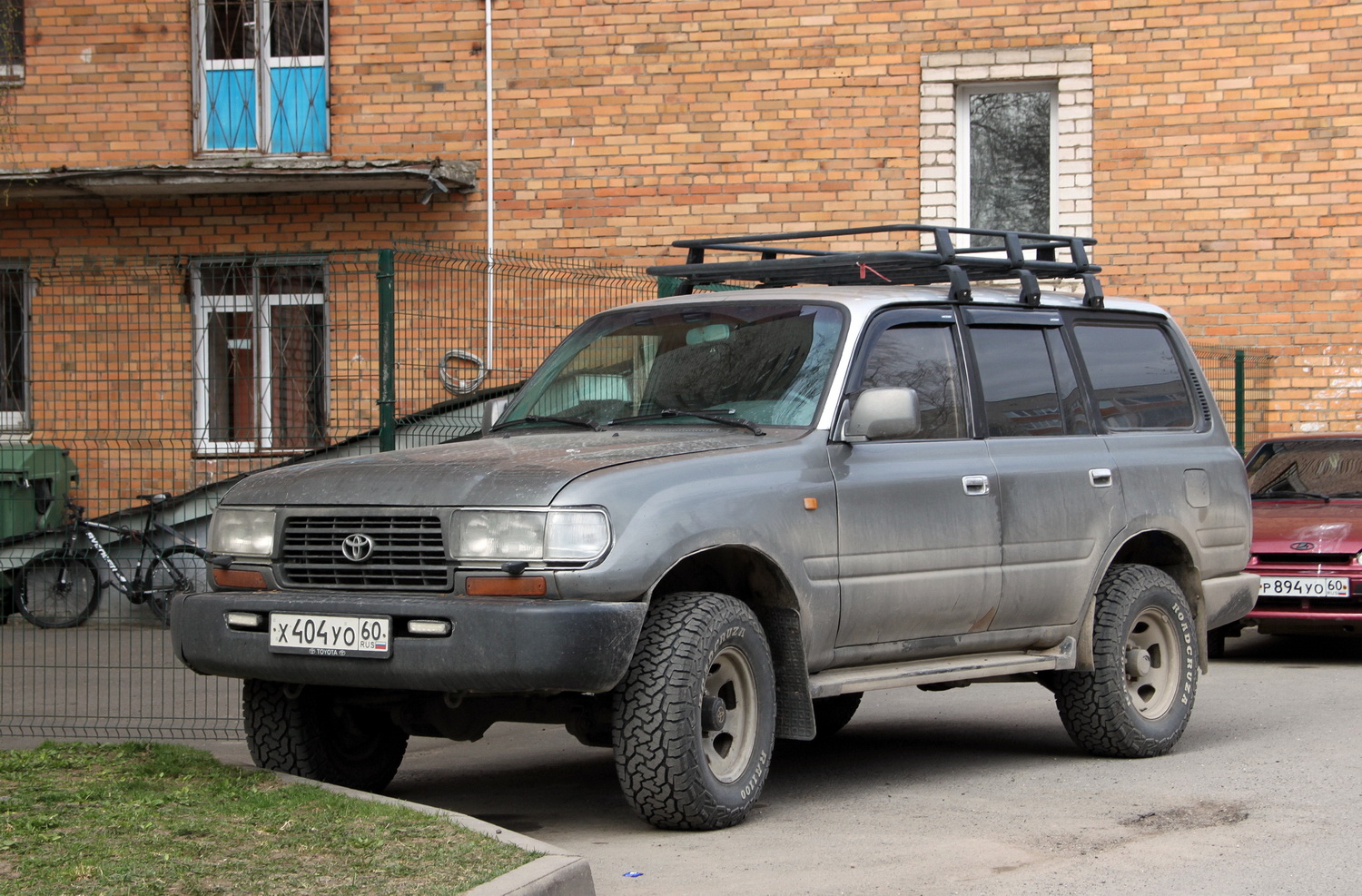 Псковская область, № Х 404 УО 60 — Toyota Land Cruiser (J80) '89-97
