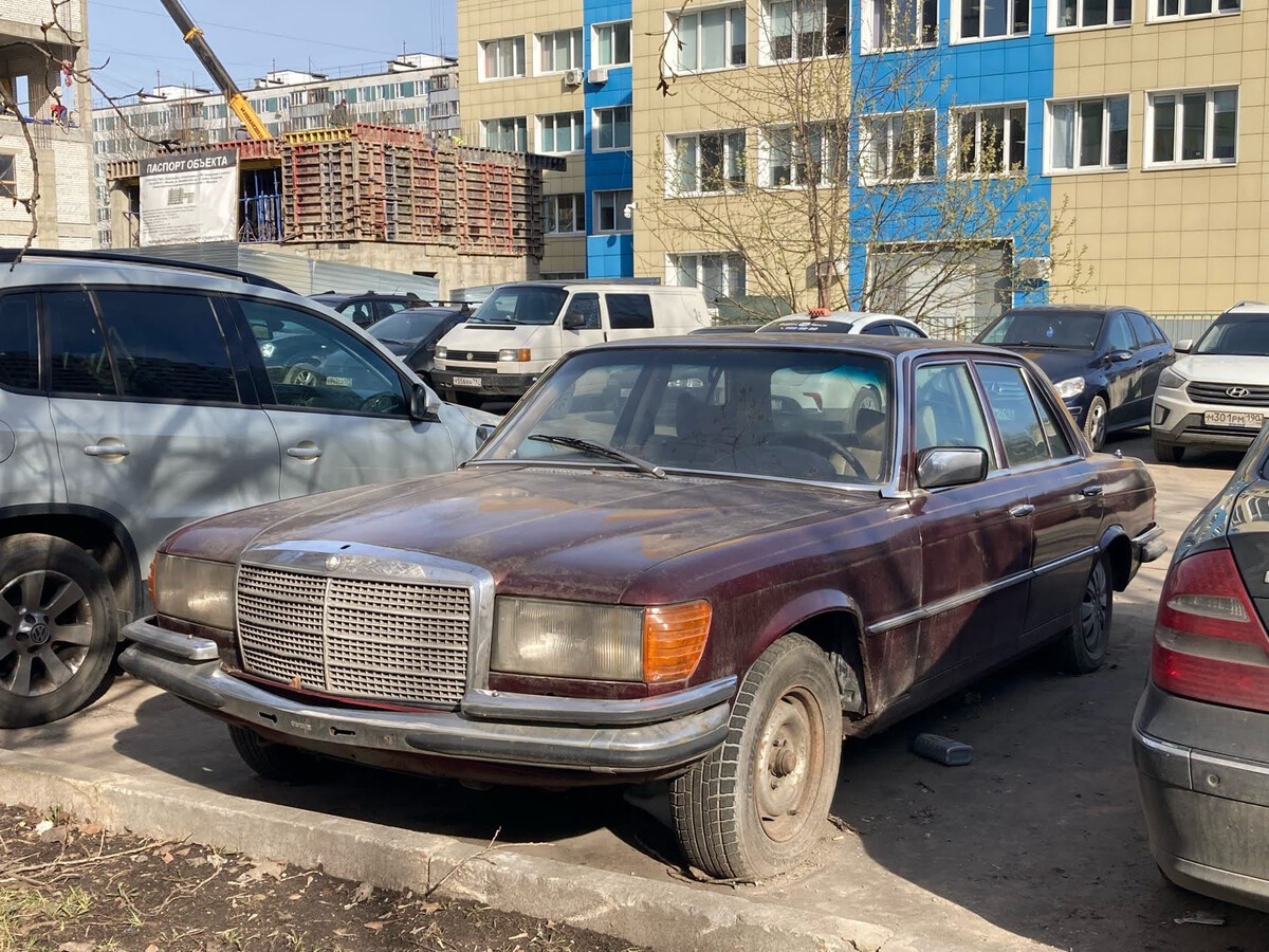 Москва, № (77) Б/Н 0968 — Mercedes-Benz (W116) '72-80; Транспортные средства без номеров (Москва)