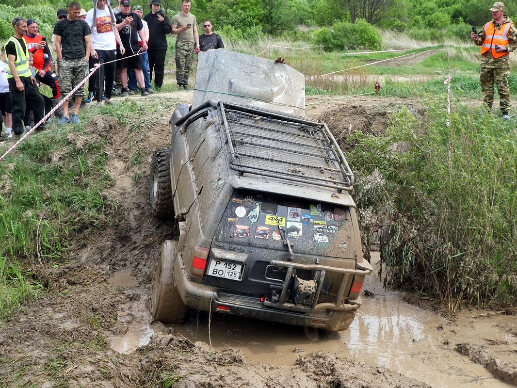 Приморский край, № Р 152 ВО 125 — Nissan Terrano (R50) '95-02; Приморский край — Внедорожный фестиваль «Спасские тропы»
