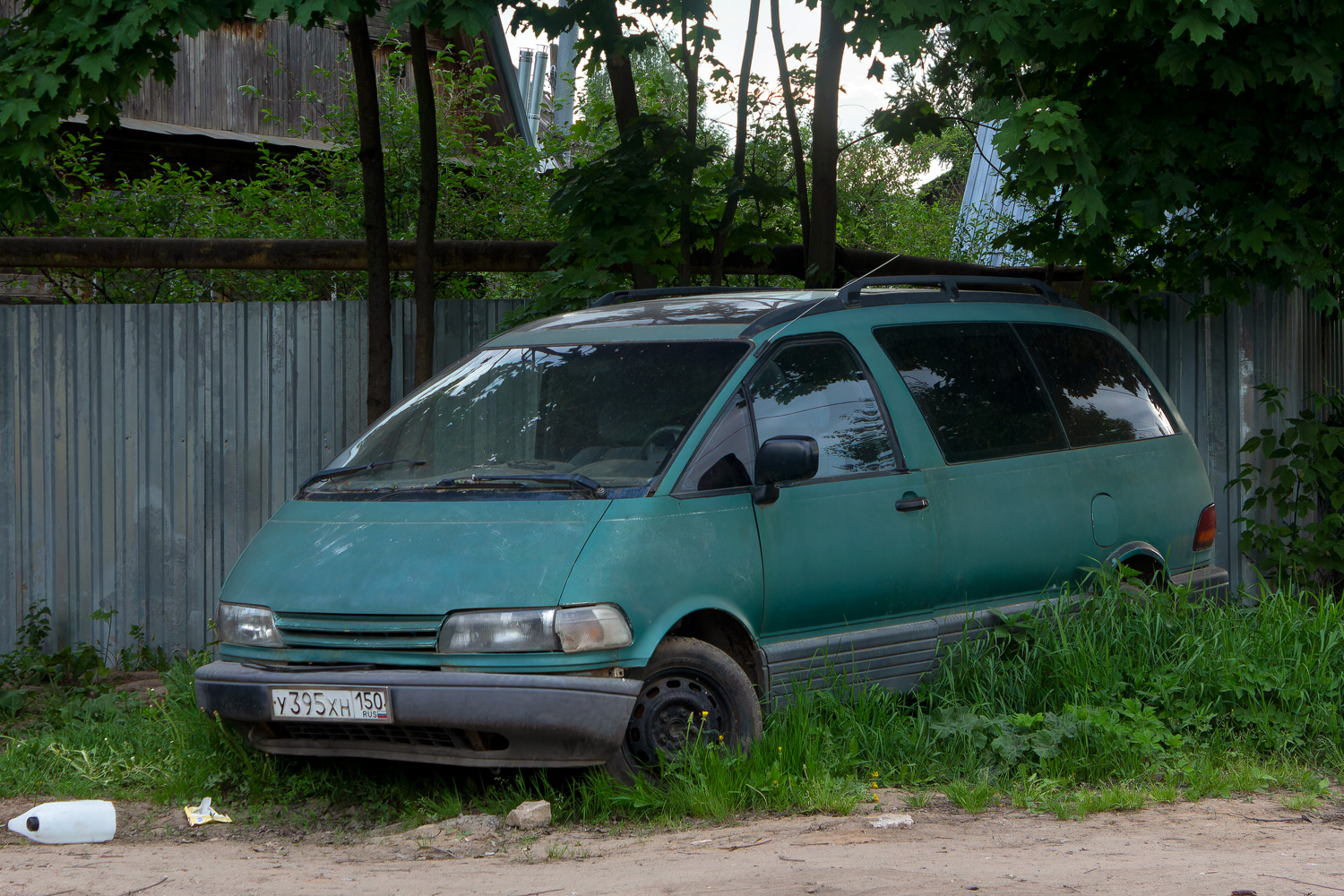 Московская область, № У 395 ХН 150 — Toyota Previa '90-00