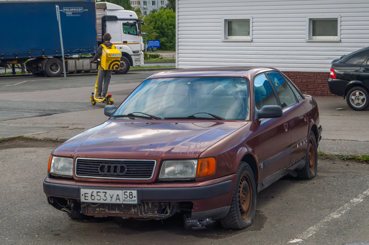 Пензенская область, № Е 653 УА 58 — Audi 100 (C4) '90-94