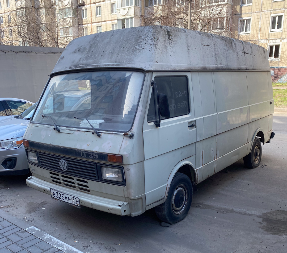 Белгородская область, № В 325 КР 31 — Volkswagen LT Hochdach '75-96