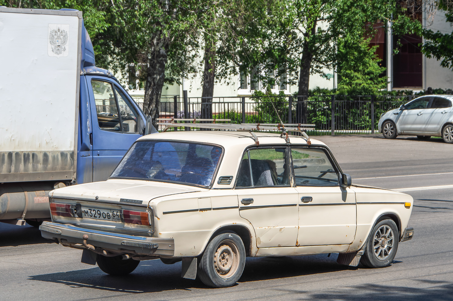 Саратовская область, № М 329 ОВ 64 — ВАЗ-21061 Жигули '79-01