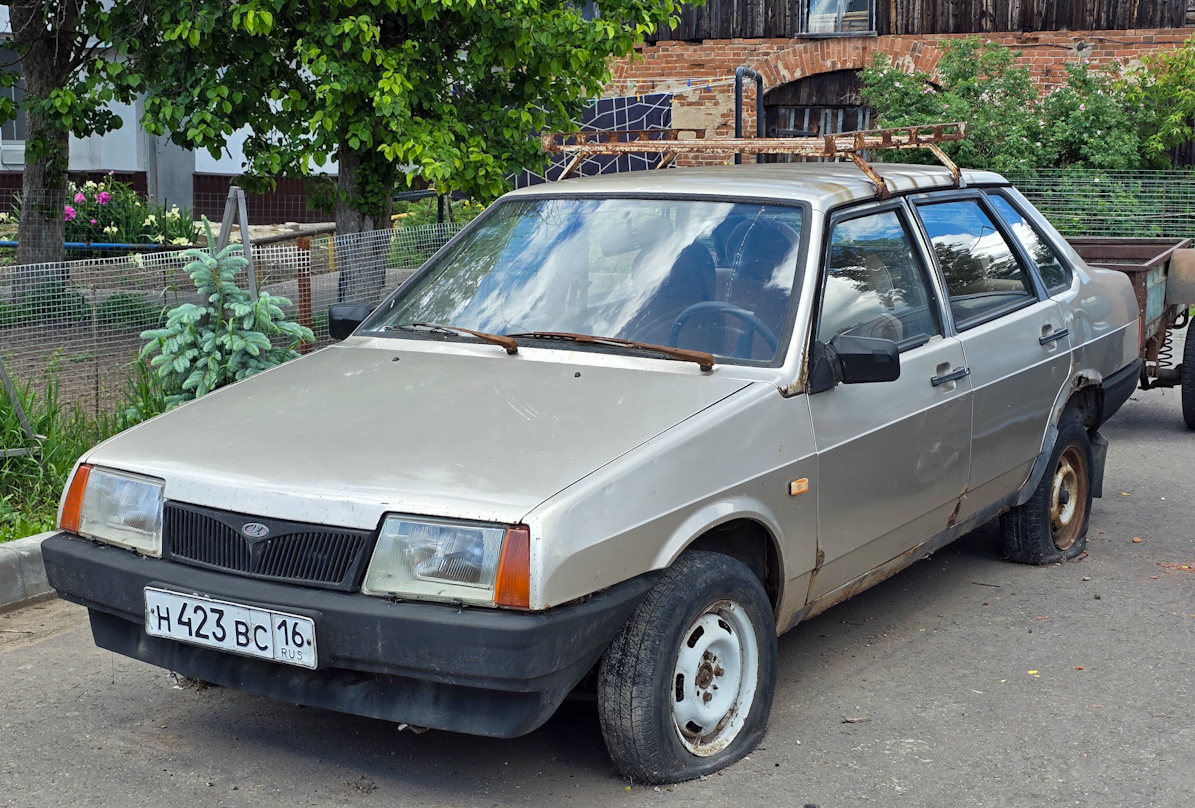 Татарстан, № Н 423 ВС 16 — ВАЗ-21099 '90-04