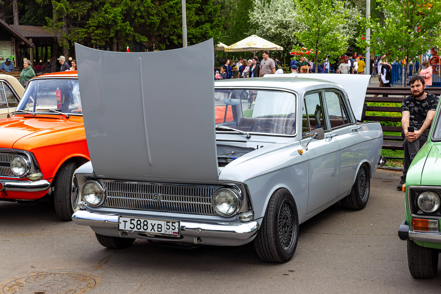 Омская область, № Т 588 ХВ 55 — Москвич-412ИЭ (Иж) '70-82; Омская область — Выставка 9 мая 2026 г.