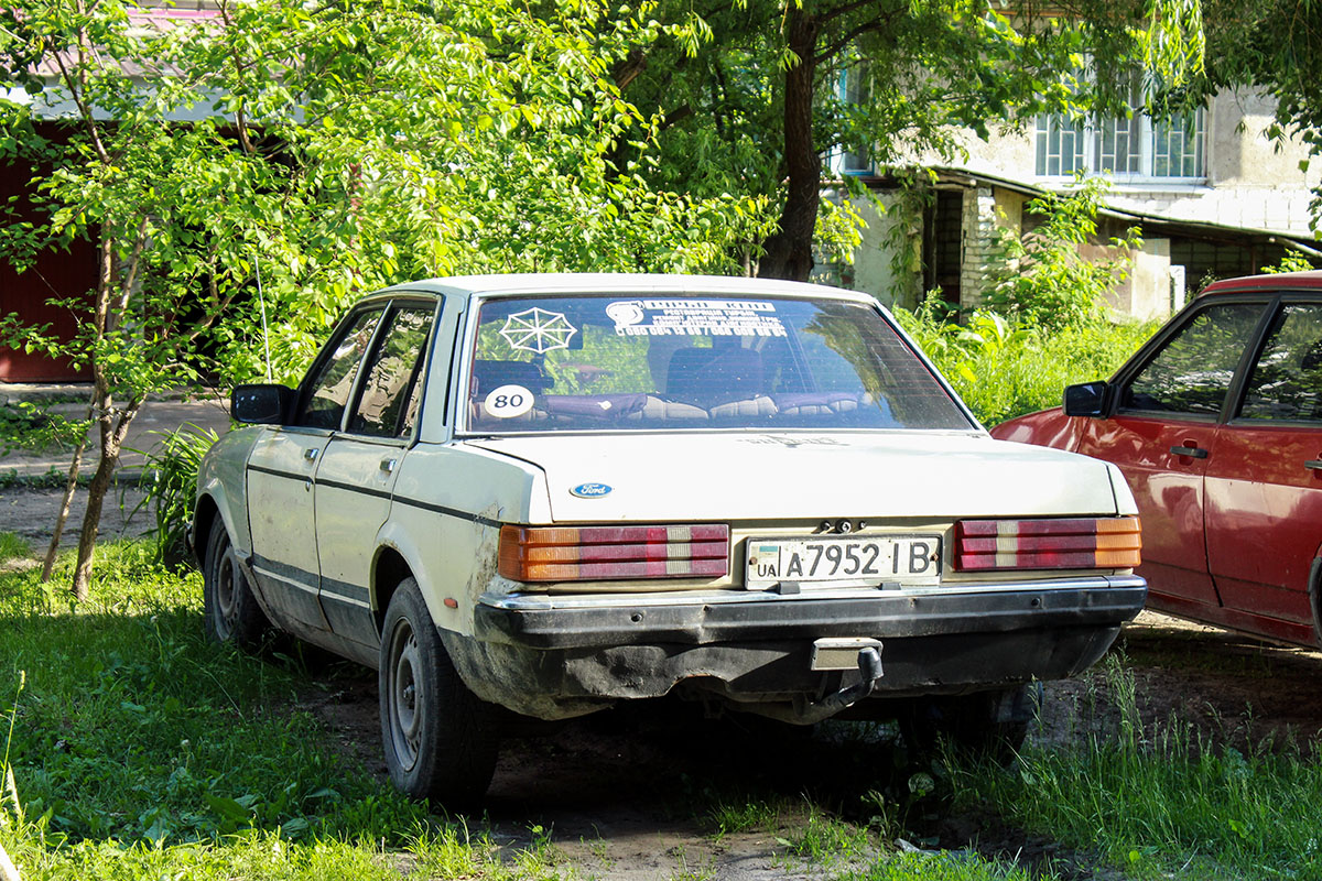 Ивано-Франковская область, № А 7952 ІВ — Ford Granada MkII '77-85