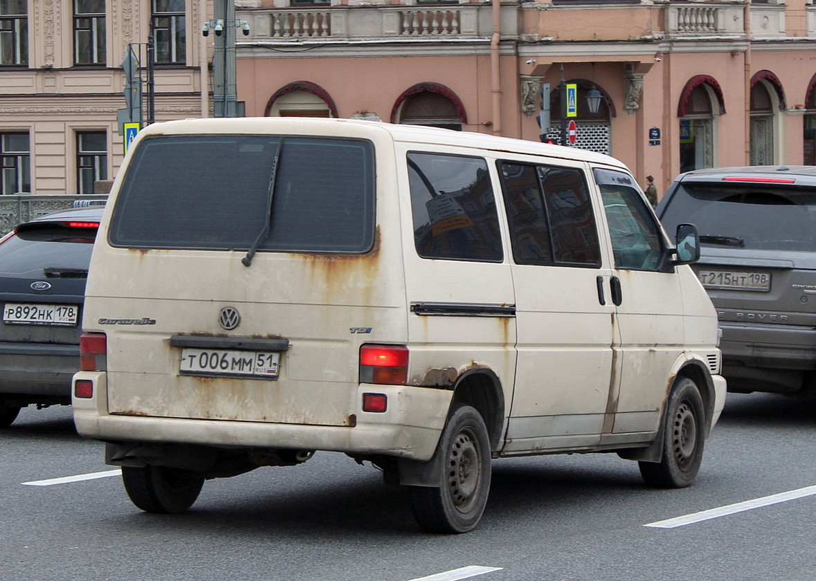Мурманская область, № Т 006 ММ 51 — Volkswagen Typ 2 (T4) '90-03