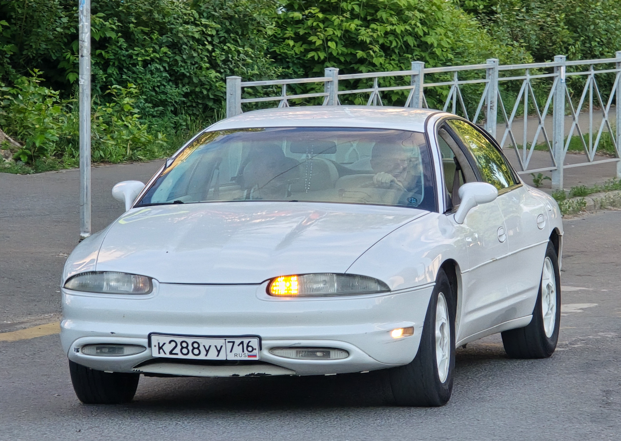 Татарстан, № К 288 УУ 716 — Oldsmobile Aurora '95-99