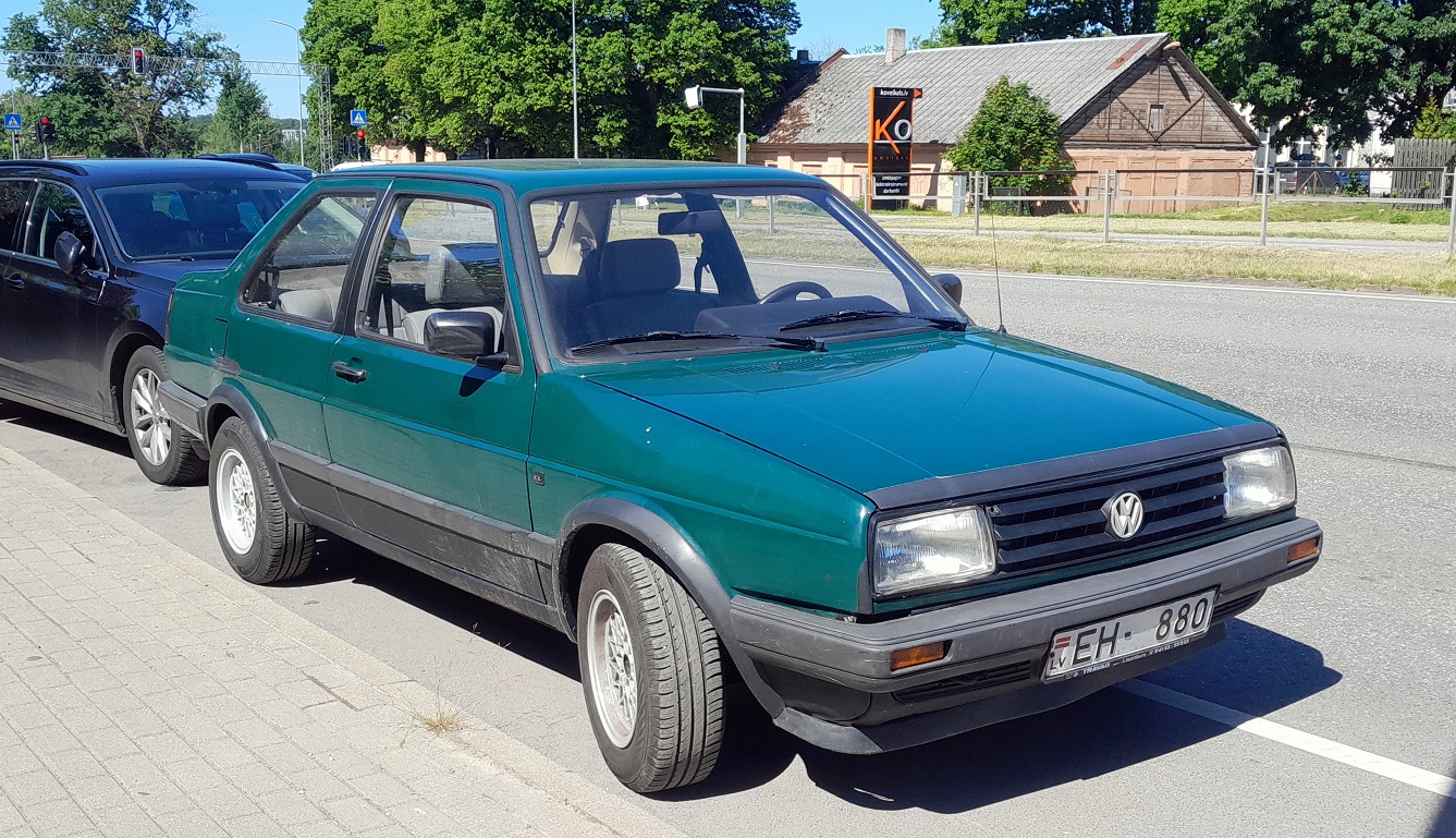 Латвия, № EH-880 — Volkswagen Jetta Mk2 (Typ 16) '84-92