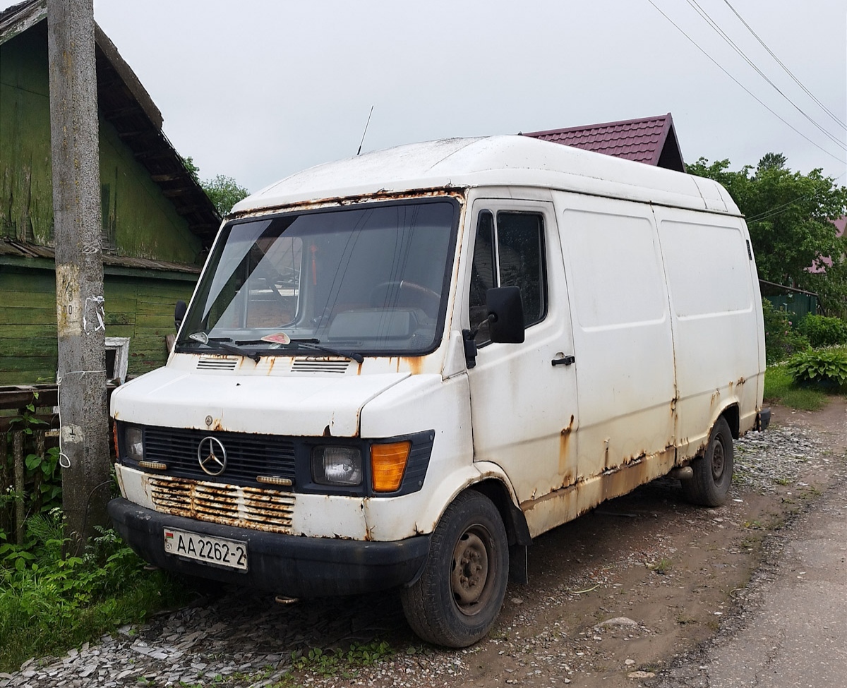 Витебская область, № АА 2262-2 — Mercedes-Benz T1 '76-96