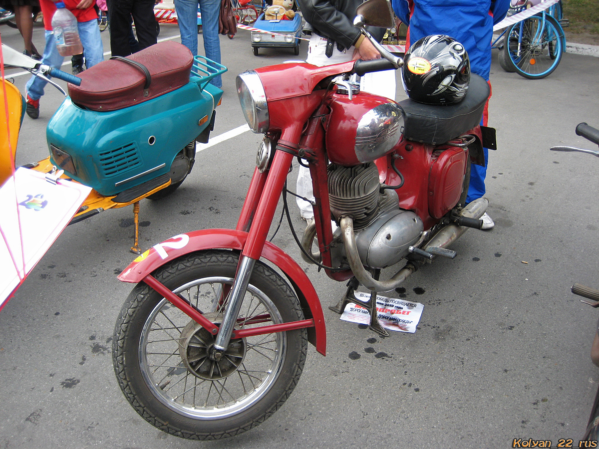 Алтайский край, № (22) Б/Н MT 0028 — Jawa 250 typ 559 '62-74; Алтайский край — Выставки ко дню города Барнаул, 2010 г.