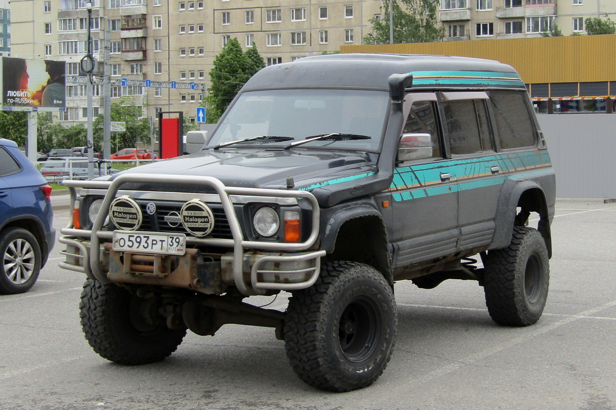 Калининградская область, № О 593 РТ 39 — Nissan Safari (Y60) '87-97
