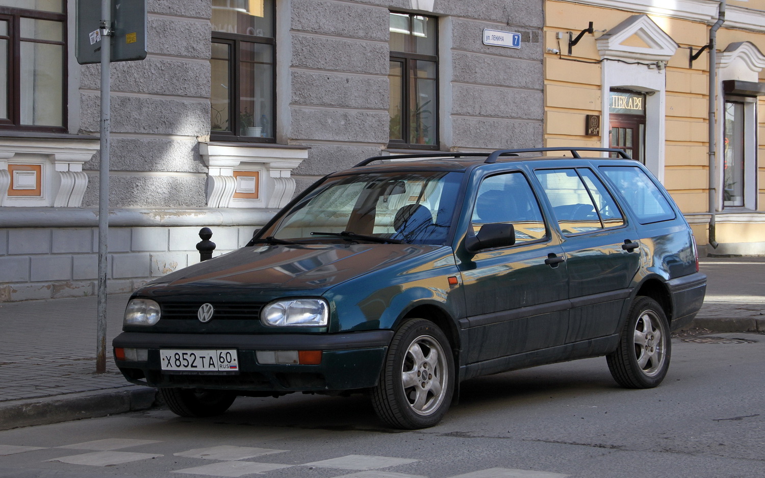 Псковская область, № Х 852 ТА 60 — Volkswagen Golf Variant (Typ 1H) '93-99