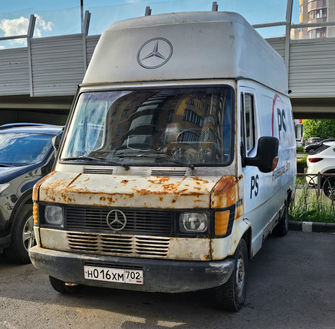 Татарстан, № Н 016 ХМ 702 — Mercedes-Benz T1 208D '76-96