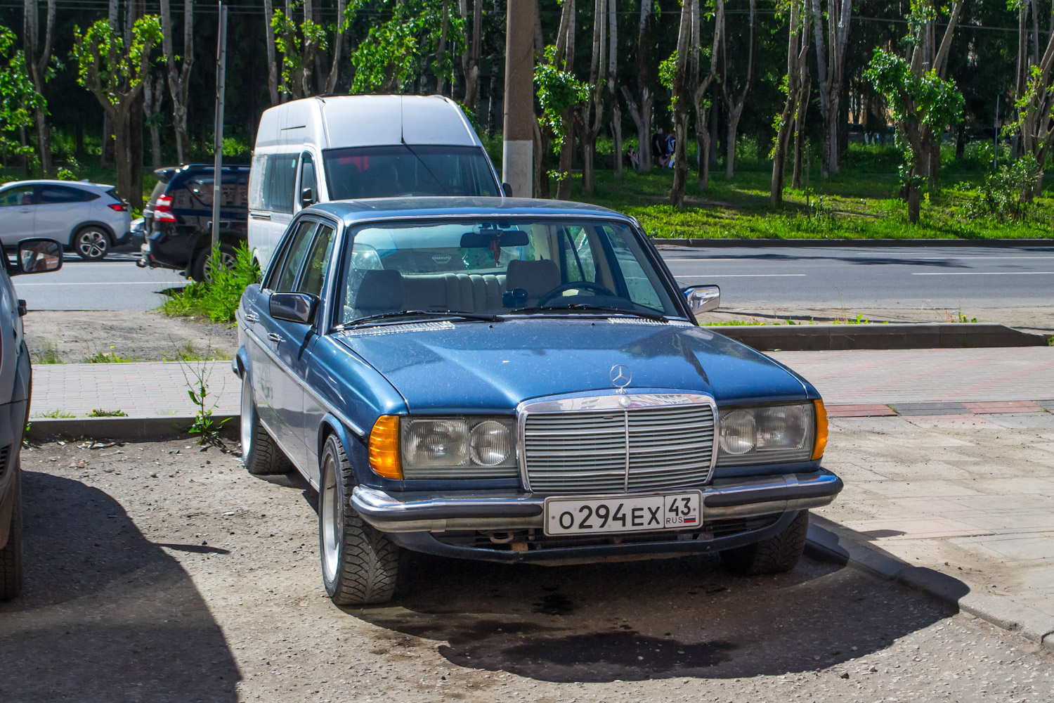 Кировская область, № О 294 ЕХ 43 — Mercedes-Benz (W123) '76-86