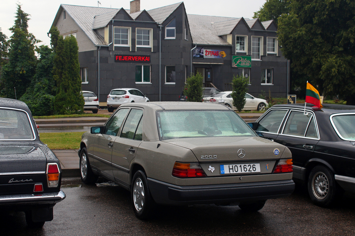 Литва, № H01626 — Mercedes-Benz (W124) '84-96; Литва — Radviliškio miesto šventė 2024