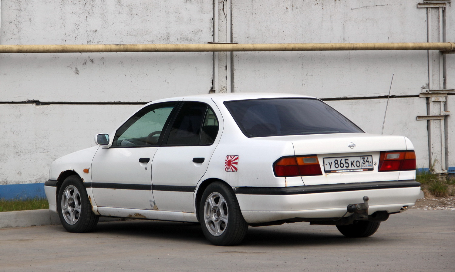 Волгоградская область, № У 865 КО 34 — Nissan Primera (P10) '90-96