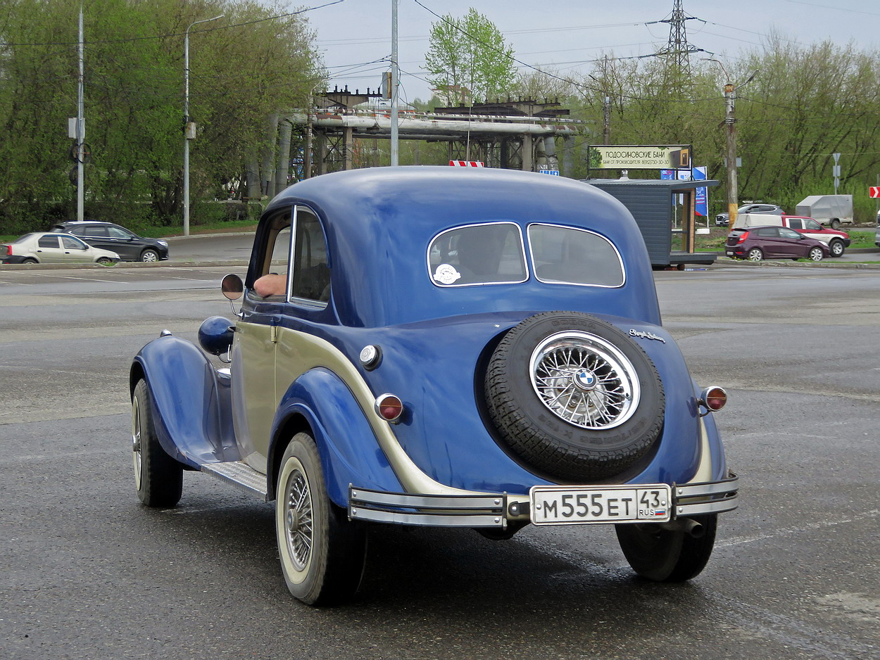 Кировская область, № М 555 ЕТ 43 — BMW 321 '38-50; Кировская область — Выставка ретро-автомобилей в Кирове в честь открытия сезона 8 мая 2026 года