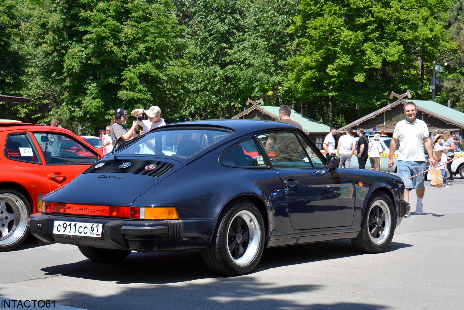Ростовская область, № С 911 СС 61 — Porsche 911 (930) '73-89; Ростовская область — Retro Motor Show_2026_Май