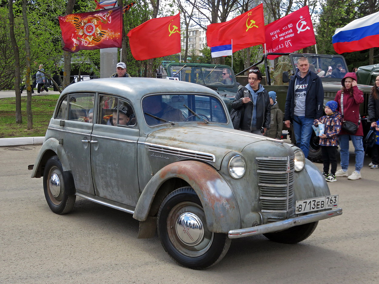 Кировская область, № В 713 ЕВ 763 — Москвич-401-420 '54-56; Кировская область — Выставка ретро-автомобилей в Кирове в честь Дня Победы 9 мая 2026 года