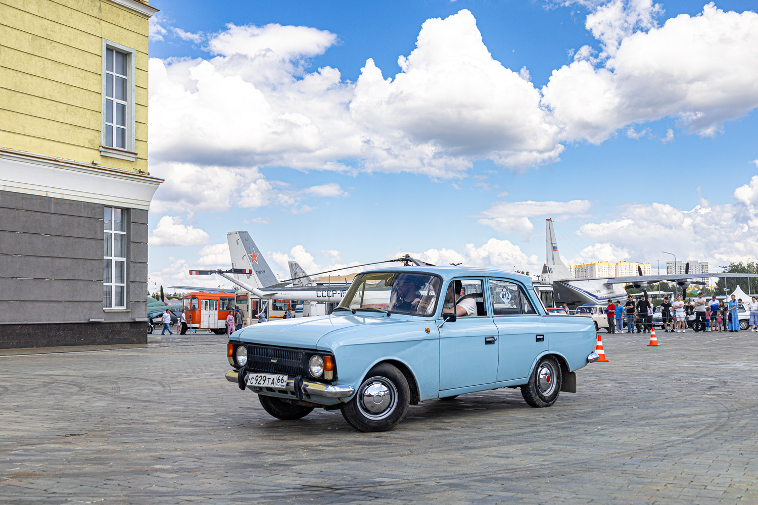 Свердловская область, № С 929 ТА 66 — Москвич-412ИЭ-028 (Иж) '82-01; Свердловская область — Фестиваль "Авторетро" 2026